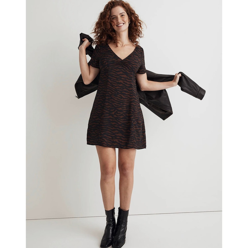 MADEWELL Black V-Neck Mini Dress in Abstract Animal Mini Dress NWT Size 2